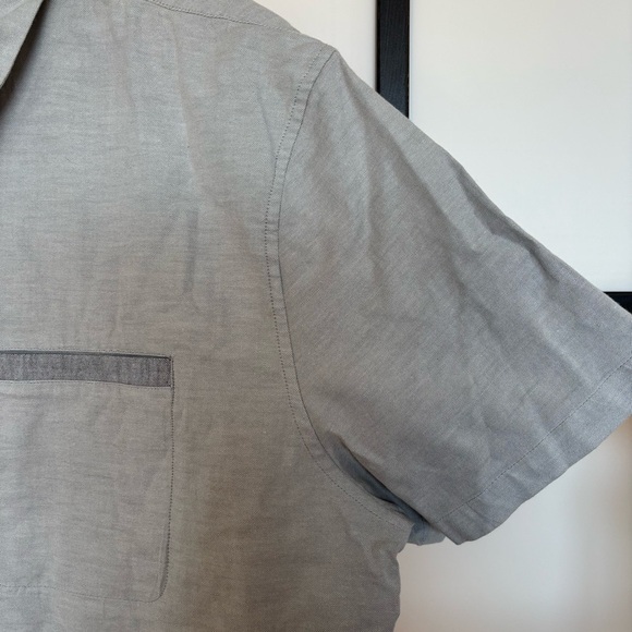 Lululemon Summer Fridays Button down textured short sleeve shirt. Men’s XXL - Picture 9 of 16